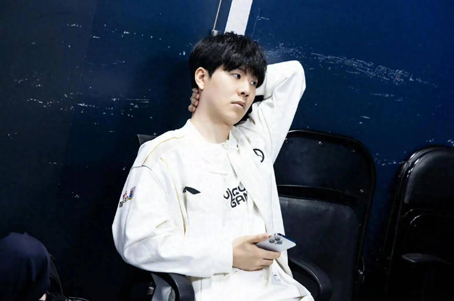 Mouz , G2, Spirit , 和 FURIA Esports 在 BLAST Open London 2025 关闭资格赛中赢得了首场比赛